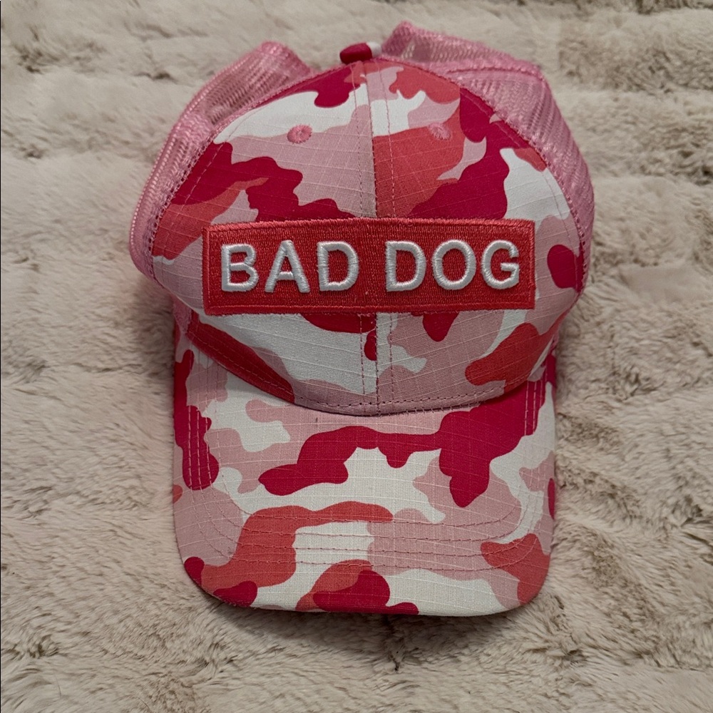 Pink Camouflage 'Bad Dog' trucker Cap hat like new only worn once